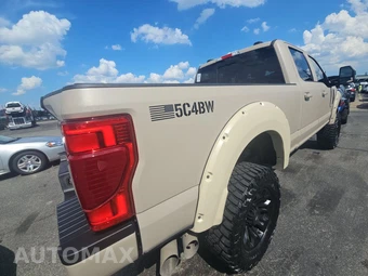 2022 Ford Super Duty F-250 Lariat Crew Cab Medium Bed - miniatura 4