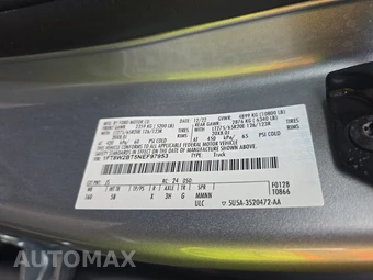 2022 Ford Super Duty F-250 Lariat Crew Cab Medium Bed - miniatura 14