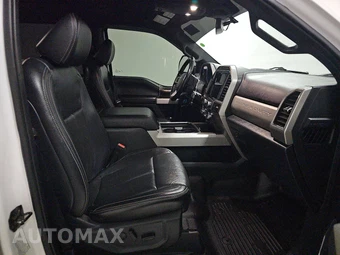 2022 Ford Super Duty F-250 Lariat Crew Cab Medium Bed - miniatura 8