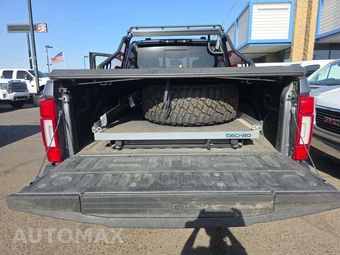 2022 Ford Super Duty F-250 Lariat Crew Cab Medium Bed - miniatura 14