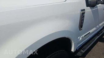 2022 Ford Super Duty F-250 Lariat Crew Cab Medium Bed - miniatura 4