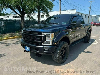 2022 Ford Super Duty F-250 Lariat Crew Cab Medium Bed