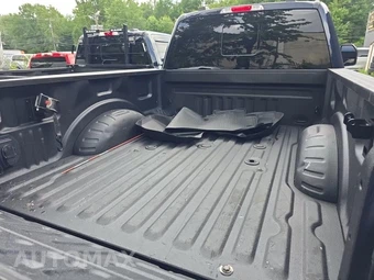 2022 Ford Super Duty F-250 Lariat Crew Cab Medium Bed - miniatura 29