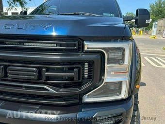2022 Ford Super Duty F-250 Lariat Crew Cab Medium Bed - miniatura 45
