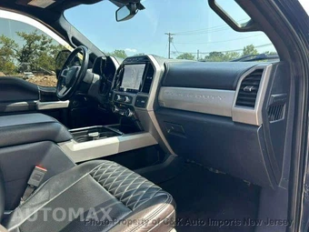 2022 Ford Super Duty F-250 Lariat Crew Cab Medium Bed - miniatura 57