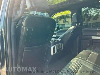 2022 Ford Super Duty F-250 Lariat Crew Cab Medium Bed - miniatura 61