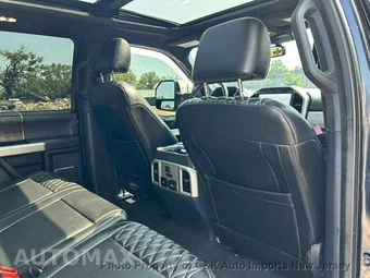 2022 Ford Super Duty F-250 Lariat Crew Cab Medium Bed - miniatura 63