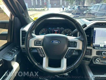 2022 Ford Super Duty F-250 Lariat Crew Cab Medium Bed - miniatura 69