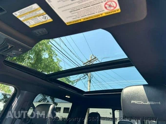2022 Ford Super Duty F-250 Lariat Crew Cab Medium Bed - miniatura 91