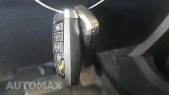 2022 Ford Super Duty F-250 Lariat Crew Cab Medium Bed - miniatura 24