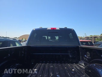 2022 Ford Super Duty F-250 Lariat Crew Cab Medium Bed - miniatura 16