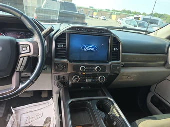 2022 Ford Super Duty F-250 Limited Crew Cab Medium Bed - miniatura 11