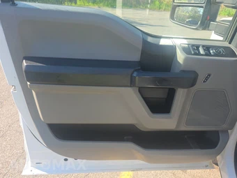 2022 Ford Super Duty F-250 XL Crew Cab Long Bed - miniatura 9