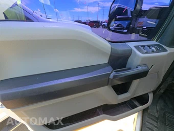 2022 Ford Super Duty F-250 XL Crew Cab Long Bed - miniatura 9