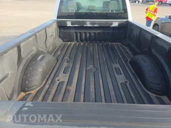 2022 Ford Super Duty F-250 XL Crew Cab Long Bed - miniatura 16