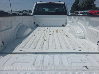 2022 Ford Super Duty F-250 XL Crew Cab Long Bed - miniatura 11