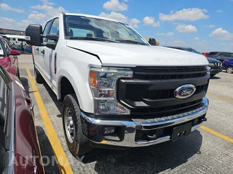 2022 Ford Super Duty F-250 XL Crew Cab Long Bed - miniatura 3