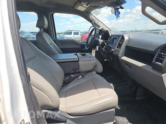 2022 Ford Super Duty F-250 XL Crew Cab Long Bed - miniatura 8