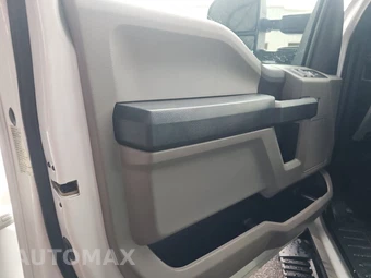 2022 Ford Super Duty F-250 XL Crew Cab Long Bed - miniatura 9