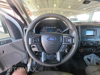 2022 Ford Super Duty F-250 XL Crew Cab Long Bed - miniatura 10