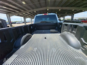 2022 Ford Super Duty F-250 XL Crew Cab Long Bed - miniatura 16