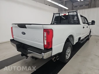 2022 Ford Super Duty F-250 XL Crew Cab Long Bed - miniatura 4