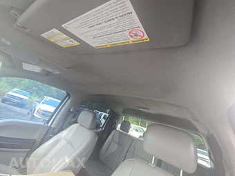 2022 Ford Super Duty F-250 XL Crew Cab Long Bed - miniatura 8
