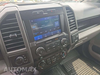 2022 Ford Super Duty F-250 XL Crew Cab Medium Bed - miniatura 10