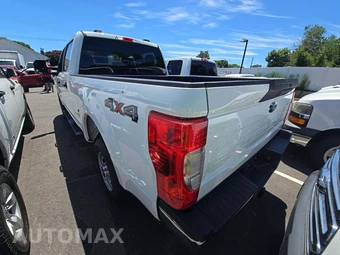 2022 Ford Super Duty F-250 XL Crew Cab Medium Bed - miniatura 2