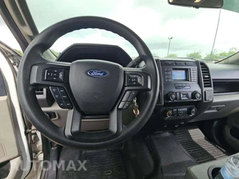 2022 Ford Super Duty F-250 XL Crew Cab Medium Bed - miniatura 7
