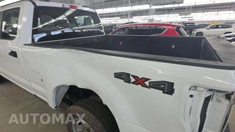 2022 Ford Super Duty F-250 XL Crew Cab Medium Bed - miniatura 30