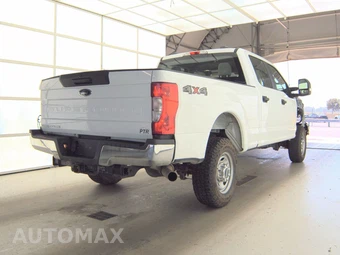 2022 Ford Super Duty F-250 XL Crew Cab Medium Bed - miniatura 4