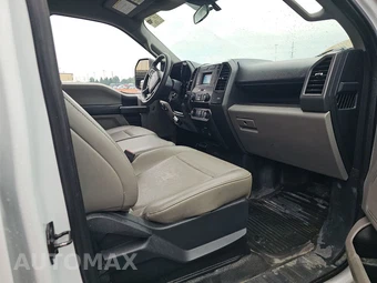 2022 Ford Super Duty F-250 XL Crew Cab Medium Bed - miniatura 8