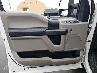 2022 Ford Super Duty F-250 XL Crew Cab Medium Bed - miniatura 9