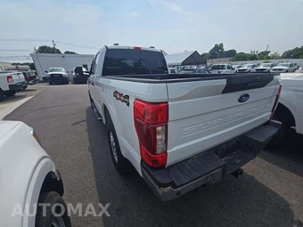 2022 Ford Super Duty F-250 XLT Crew Cab Medium Bed - miniatura 2
