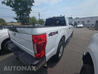 2022 Ford Super Duty F-250 XLT Crew Cab Medium Bed - miniatura 3