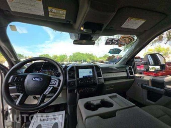 2022 Ford Super Duty F-250 XLT Crew Cab Medium Bed - miniatura 10