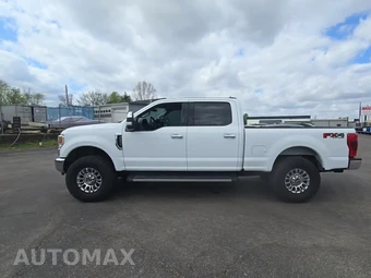 2022 Ford Super Duty F-250 XLT Crew Cab Medium Bed - miniatura 3