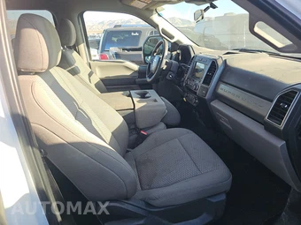 2022 Ford Super Duty F-250 XLT Crew Cab Medium Bed - miniatura 8