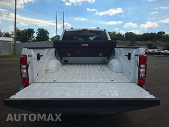 2022 Ford Super Duty F-250 XLT Crew Cab Medium Bed - miniatura 11