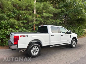 2022 Ford Super Duty F-250 XLT Crew Cab Medium Bed - miniatura 6