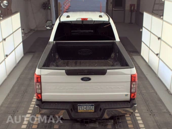 2022 Ford Super Duty F-250 XLT Crew Cab Medium Bed - miniatura 5