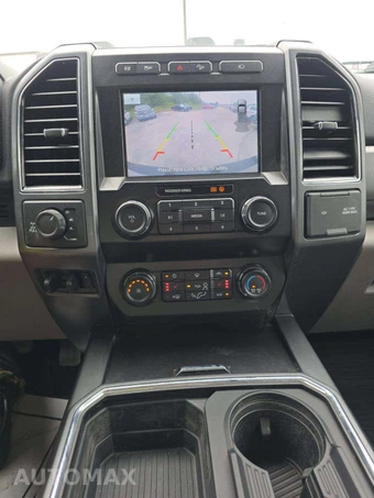 2022 Ford Super Duty F-250 XLT Crew Cab Medium Bed - miniatura 7