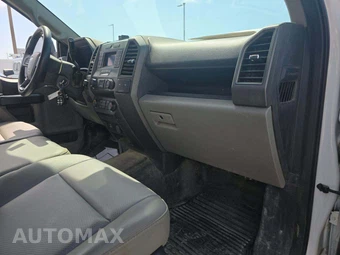 2022 Ford Super Duty F-350 Cab Chassis XL Crew Cab - miniatura 15