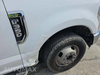 2022 Ford Super Duty F-350 Cab Chassis XL Crew Cab DRW - miniatura 21
