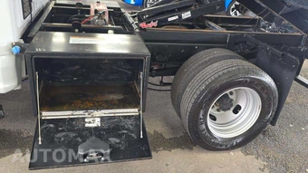 2022 Ford Super Duty F-350 Cab Chassis XL Crew Cab DRW - miniatura 21