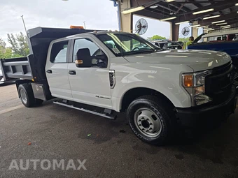 2022 Ford Super Duty F-350 Cab Chassis XL Crew Cab DRW - miniatura 3