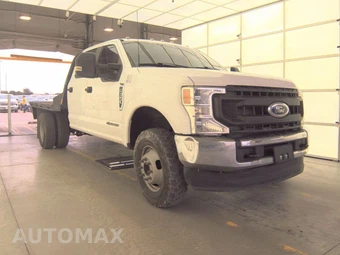 2022 Ford Super Duty F-350 Cab Chassis XL Crew Cab DRW - miniatura 3