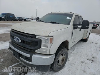 2022 Ford Super Duty F-350 Cab Chassis XL Crew Cab DRW