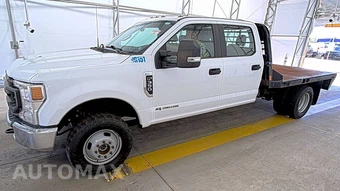 2022 Ford Super Duty F-350 Cab Chassis XL Crew Cab DRW
